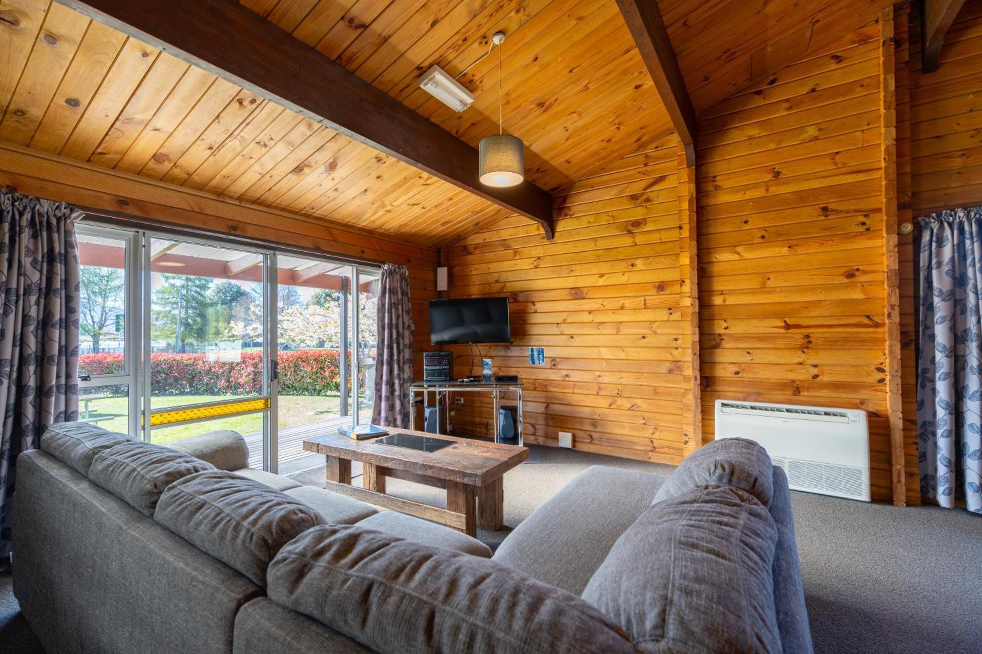 Te Anau Top 10 Holiday Park And Motels Ngoại thất bức ảnh