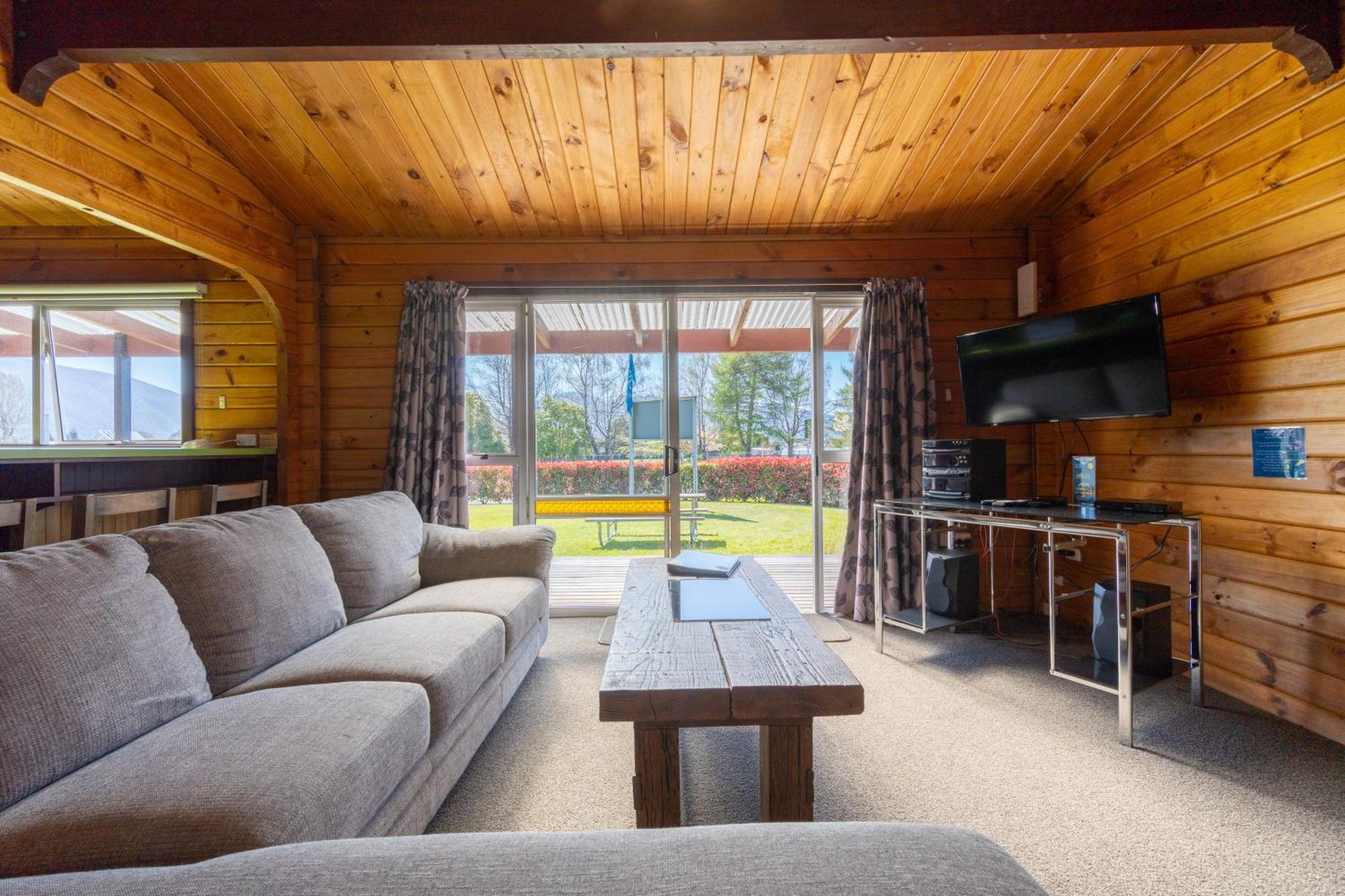 Te Anau Top 10 Holiday Park And Motels Ngoại thất bức ảnh